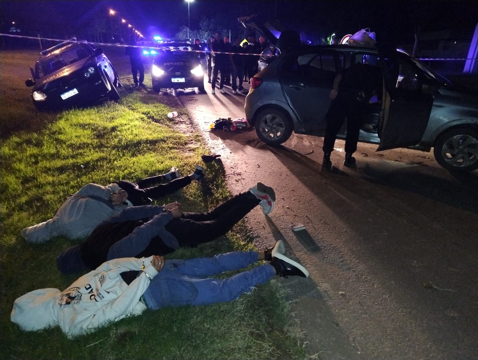 Prisión preventiva para los ladrones que robaron un auto y fueron detenidos en Funes